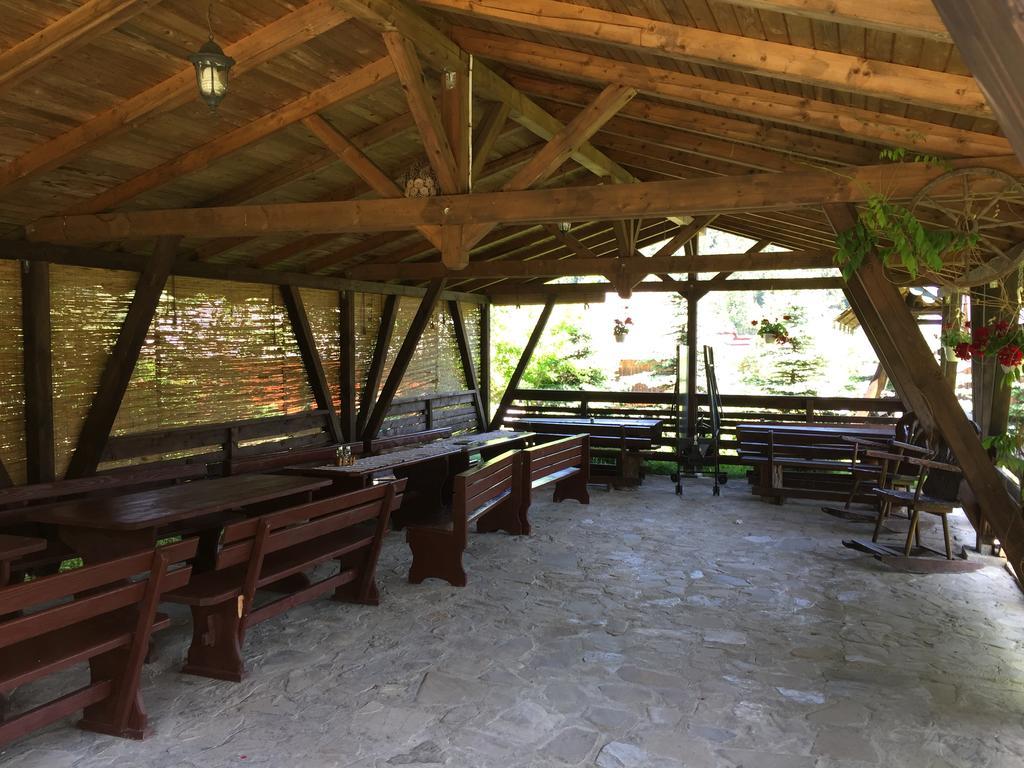 Conacul Domnitei Hotell Voronet Exteriör bild