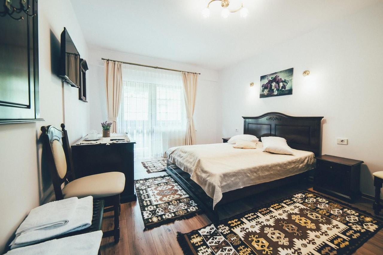 Conacul Domnitei Hotell Voronet Exteriör bild