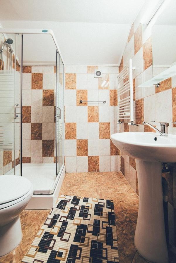 Conacul Domnitei Hotell Voronet Exteriör bild